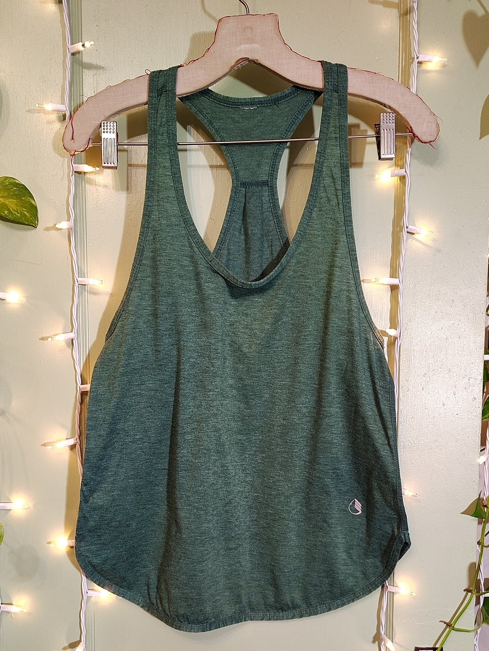 Women's Racerback U Hem Heather Green Tank Top M